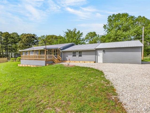 House for sale in Sainte Genevieve, Missouri