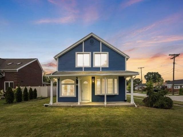 House for sale in Saint Clair Shores, Michigan