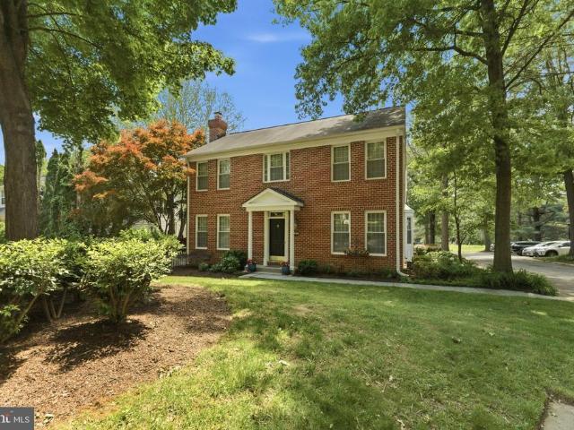 House for sale in Montgomery Village, Montgomery County