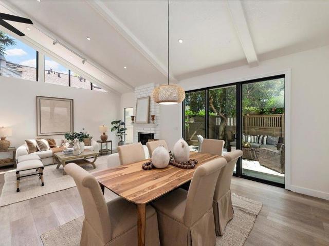 Townhouse for sale in Saratoga, California