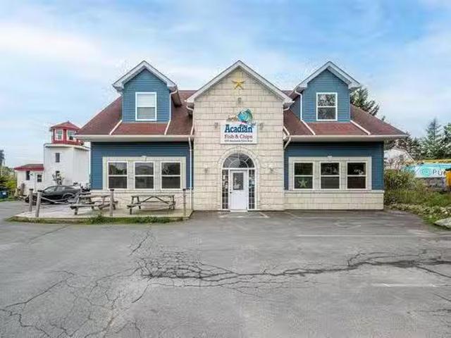 House for sale in Hammond's Plains, Nova Scotia