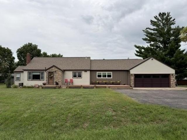House for sale in Windom, Minnesota