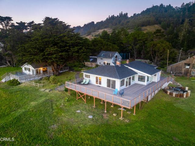 House for sale in Elk, California