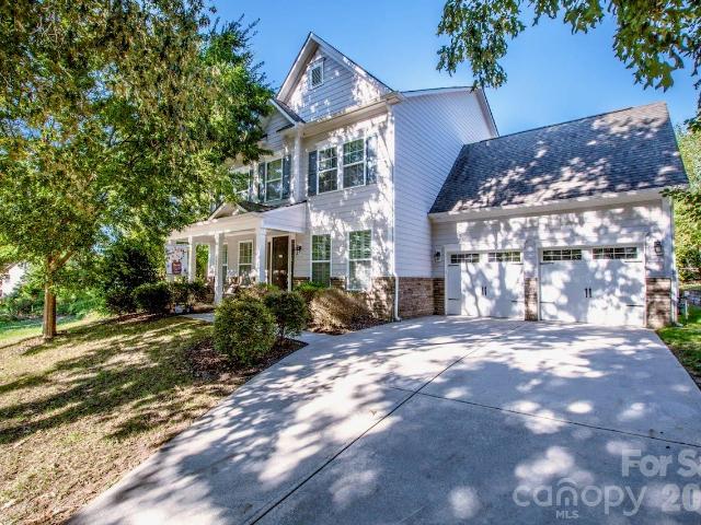 House for sale in Davidson, Mecklenburg County
