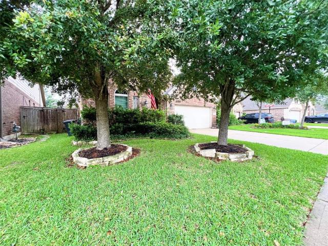 House for sale in Cypress