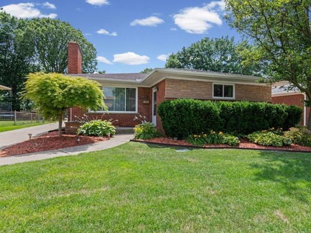 House for sale in Saint Clair Shores, Michigan