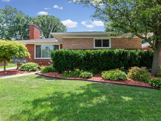 House for sale in Saint Clair Shores, Michigan