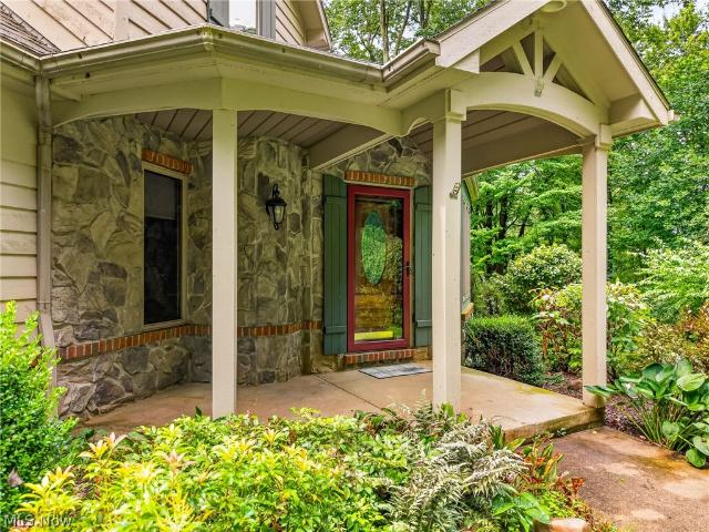 House for sale in Summit, Ohio