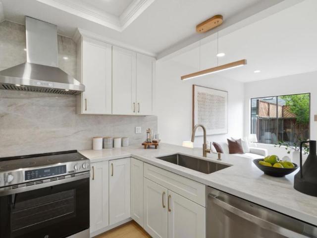 Townhouse for sale in Mountain View, California