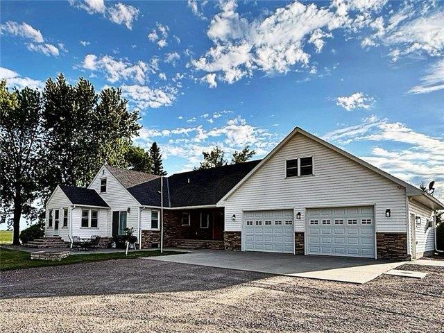 House for sale in Sacred Heart, Minnesota