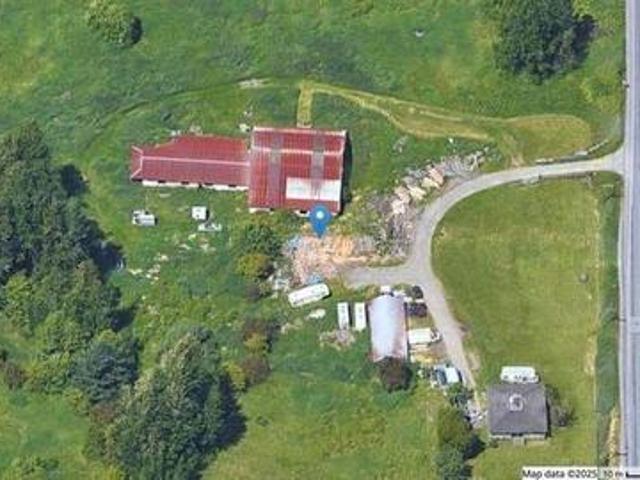 Farm for rent in Brookswood-Fernridge, Township of Langley