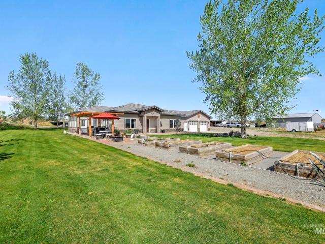 House for sale in Bliss, Idaho