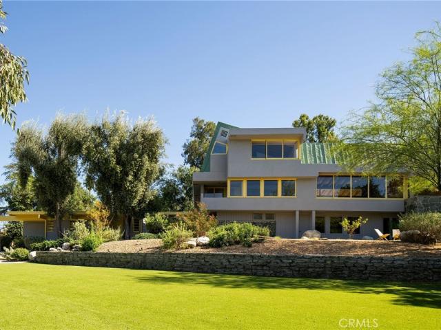 House for sale in Woodland Hills-Warner Center Neighborhood Council District, Canoga Park