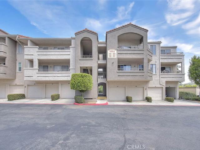 Condo for sale in Corona
