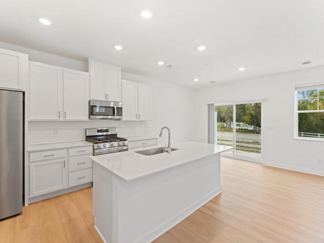 Townhouse for sale in Hennepin, Minnesota