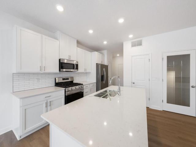 Townhouse for sale in Hennepin, Minnesota