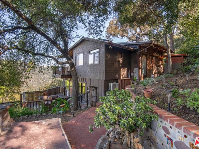 Property for sale in Topanga, California