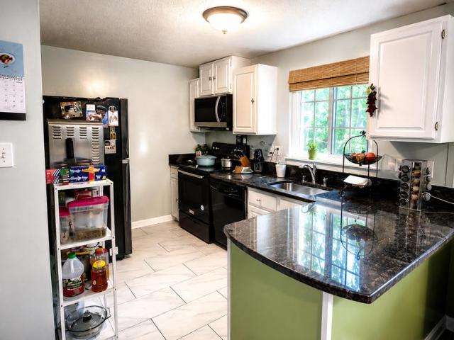 Townhouse for sale in Montgomery Village, Maryland