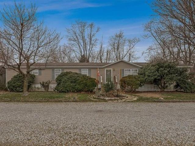 House for sale in Kennett, Missouri