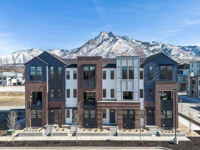 Townhouse for sale in Holladay, Utah
