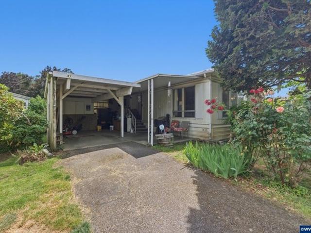 House for sale in Oregonia
