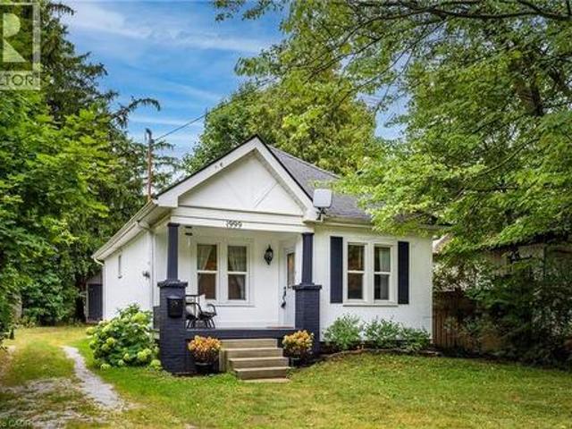 House for sale in Ancaster, Ontario