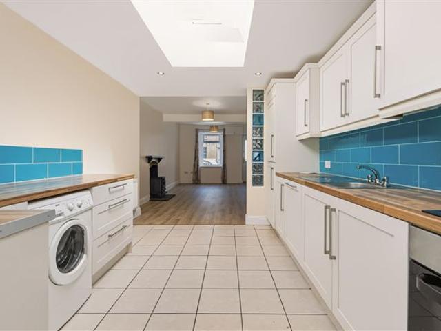 Terraced House for sale