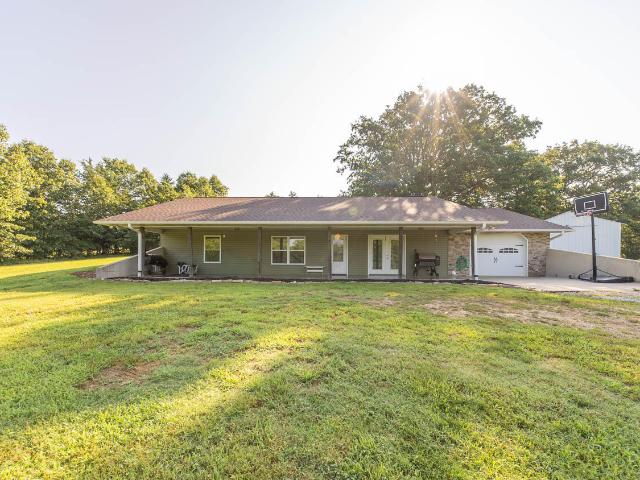 House for sale in Thayer, Missouri