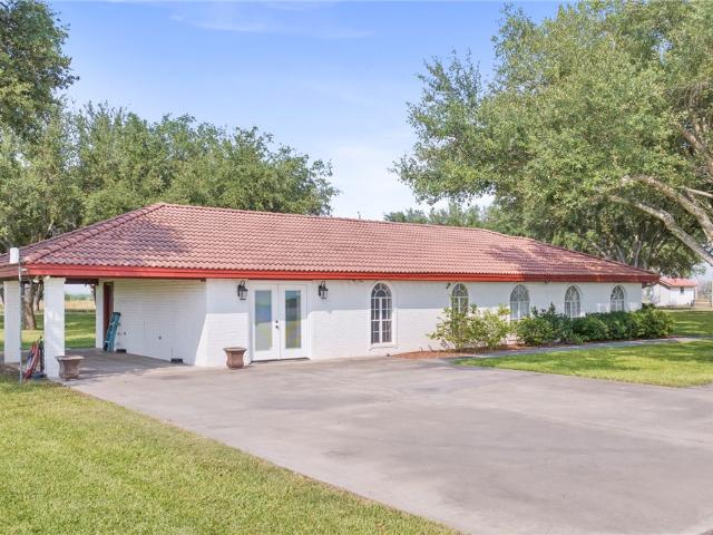 House for sale in George West, Live Oak County