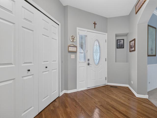 Townhouse for sale in Oswego, Illinois