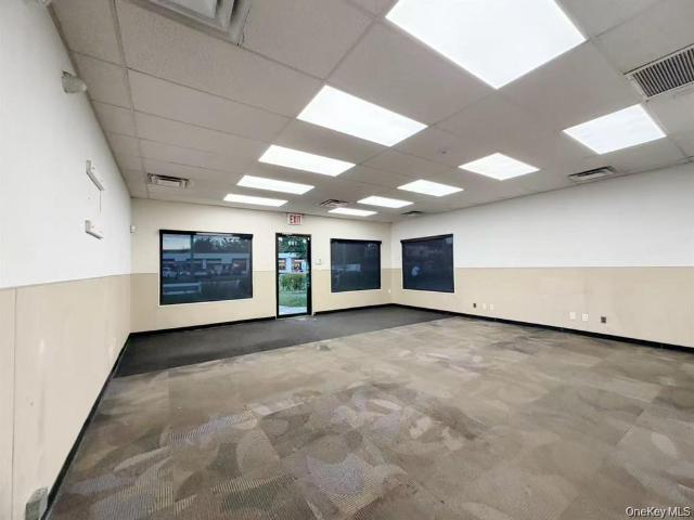 Commercial for sale in Village of Lindenhurst, Town of Babylon