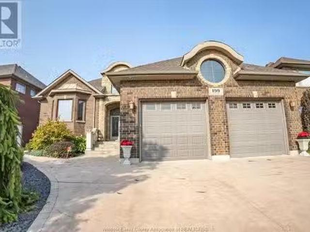 House for sale in Leamington, Ontario