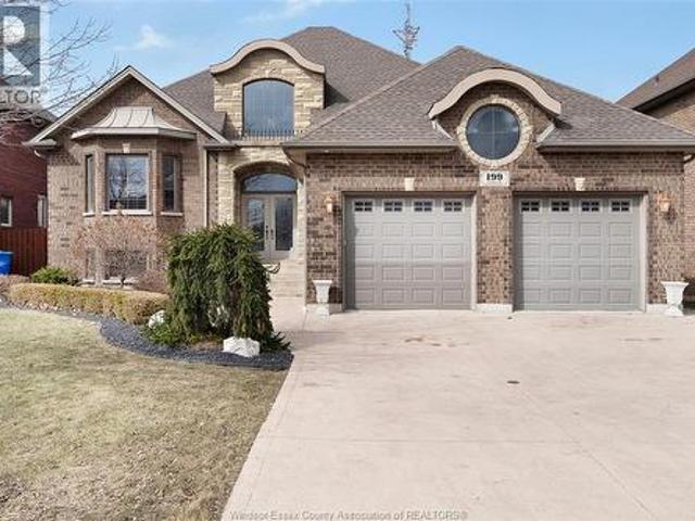 House for sale in Leamington, Ontario