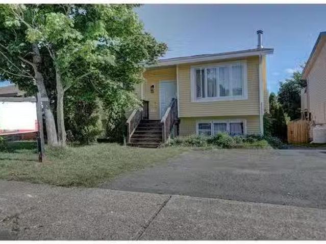 House for sale in Foxtrap, Newfoundland And Labrador