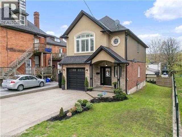House for sale in Ancaster, Ontario