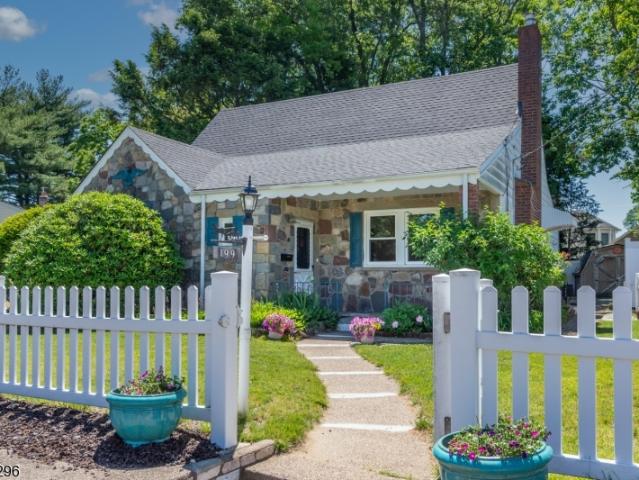 House for sale in Emerson, New Jersey