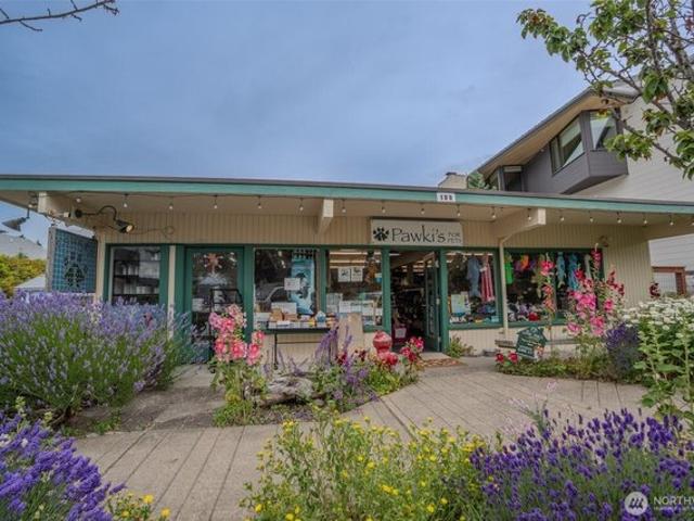 House for sale in Orcas, Washington