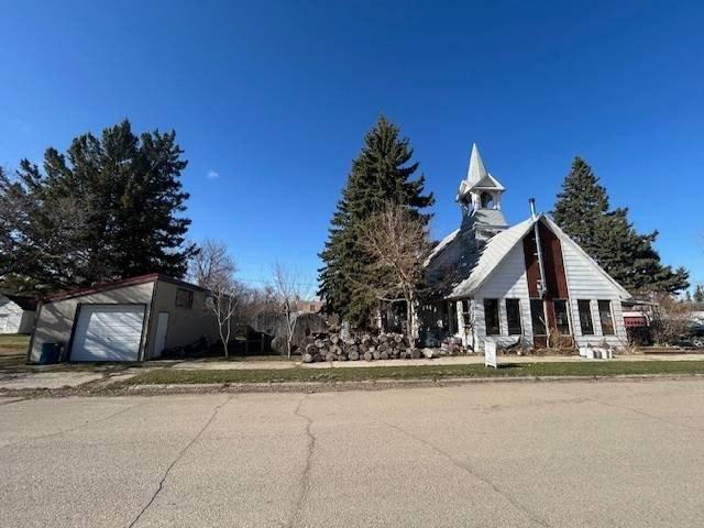 House for sale in Willow City, North Dakota