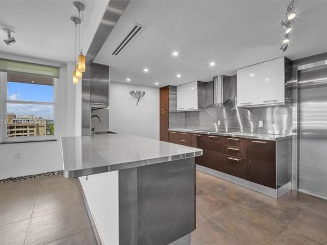 Condo for sale in Key Biscayne, Florida