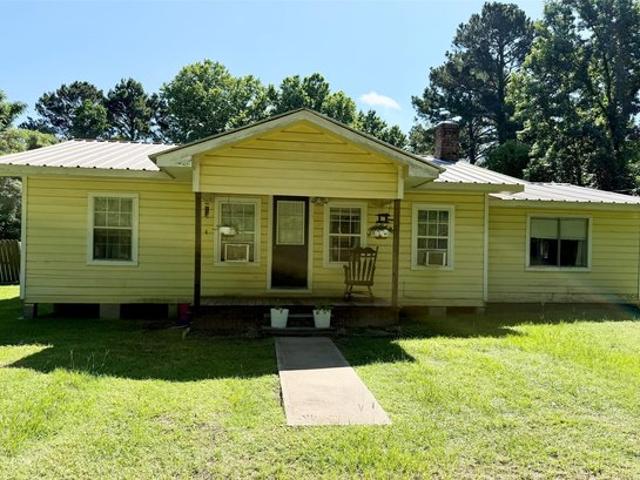 House for sale in Crockett, Texas