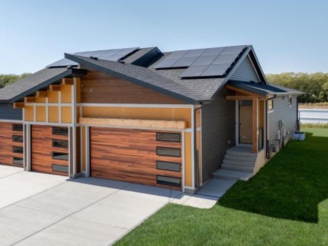 House for sale in Rolly View, Alberta