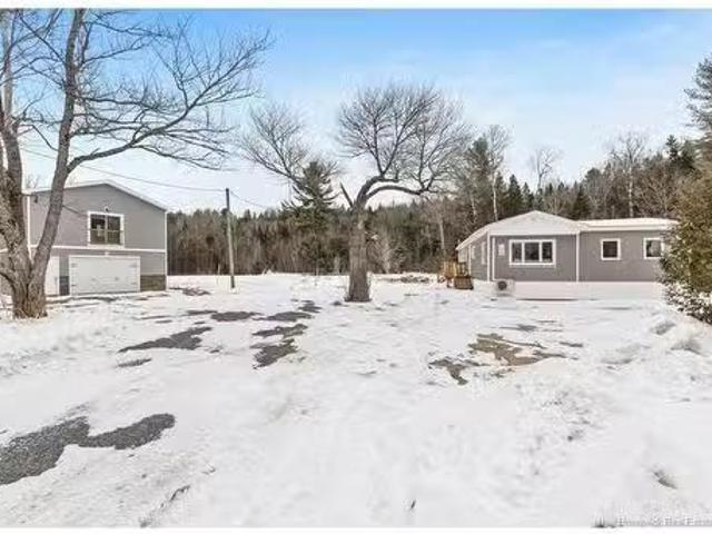 House for sale in Penniac, New Brunswick
