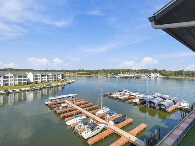 Condo for sale in Montgomery, Montgomery County