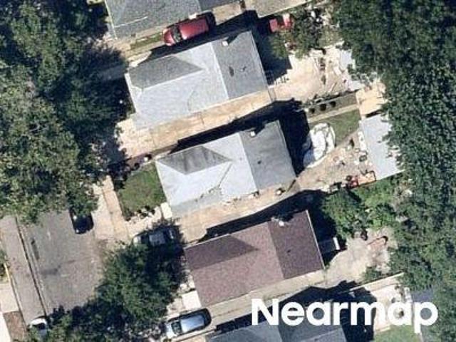 House for sale in Queens, Arverne
