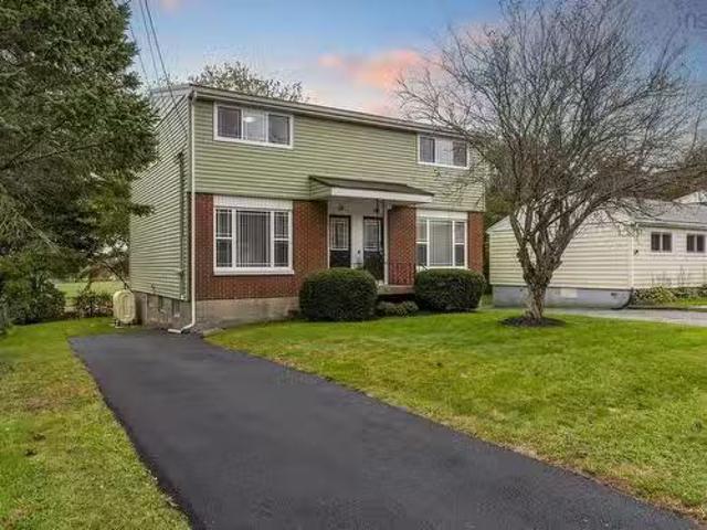 House for sale in Dartmouth, Nova Scotia