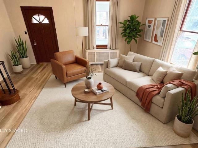 Townhouse for sale in Florence, New Jersey