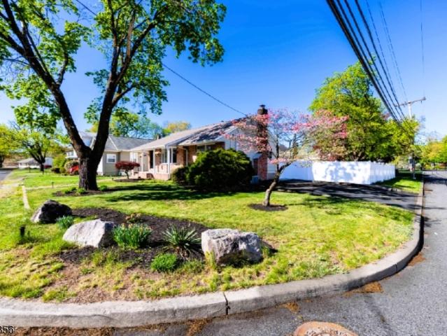 House for sale in Pequannock, New Jersey