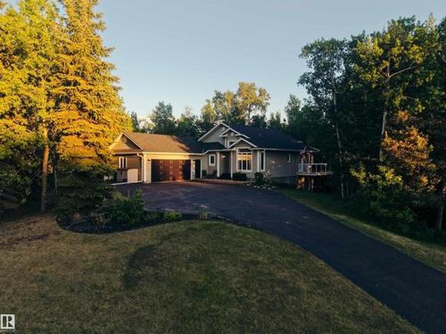House for sale in Alberta