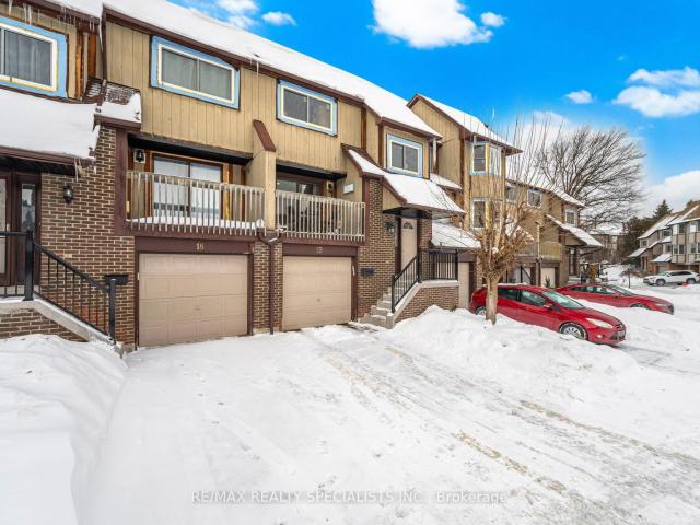 Condo for sale in Woburn, Ontario