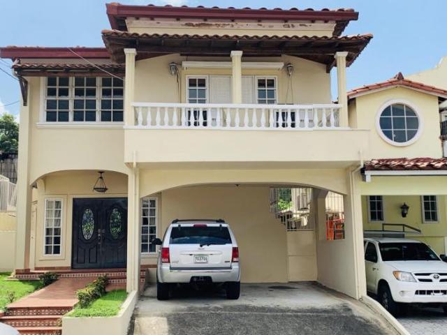 19 7637 af se vende casa para comercio en los angeles